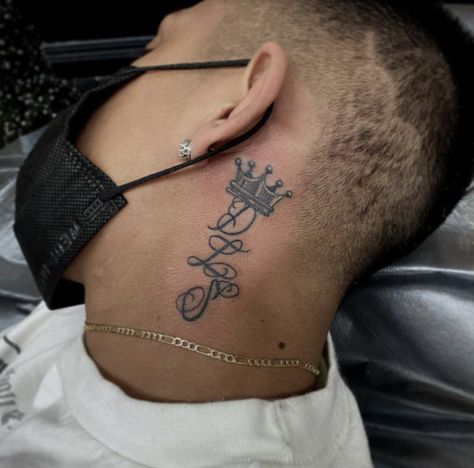 Men’s Tattoo Behind Ear, Crown Behind Ear Tattoo, Behind The Ear Tattoo Men, Crown Tattoo Behind Ear, Ear Tattoo Men, Behind Ear Tattoo Men, Behind The Ear Tattoo, Tattoo Behind Ear, The Ear