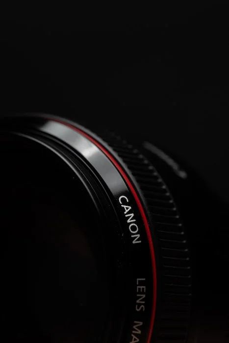 Canon Lens Abbreviations and What They Mean (An Easy Guide) Camera Lense, Milky Way Photography, Canon Lenses, Lens Photography, Full Frame Camera, Photo P, Canon Lens, Photography For Beginners, Canon Camera