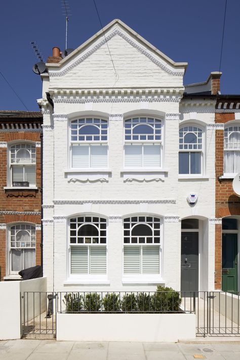 Fulham House | StudioCarver | Archinect Contemporary Renovation, Fulham London, Renovation House, House Contemporary, Apartment Exterior, London Houses, Modern Renovation, House London, Studios Architecture