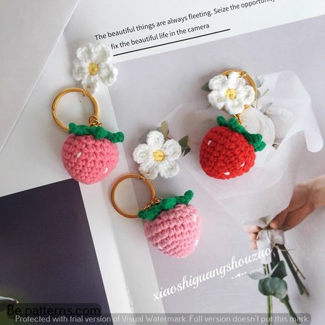 crochet pattern-Mini Amigurumi Keychain Cozies-Free Crochet Keychain Cozy Patterns for Every Season Key Ring Crochet, How To Make Keychains, Crochet Pendant, Strawberry Crochet, Easy Amigurumi Pattern, Crochet Charts, Wallet Craft, Keychain Craft, Pretty Crochet