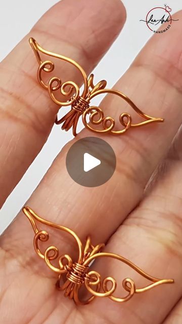 Lan Anh Handmade on Instagram: "Easy making wire jewelry | Angel wings earcuff  #shortsvideo #handmade #diy" Wire Angel, Jewelry Angel, Wire Jewelery, Wire Work, Angel Wings, Wire Jewelry, Ear Cuff, Angel, Make It Yourself