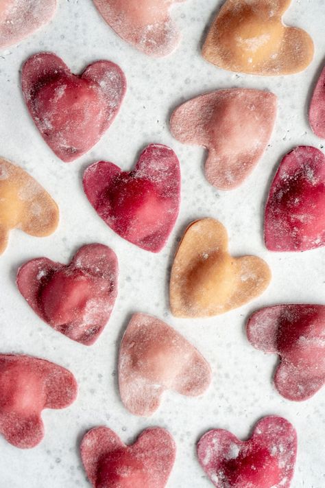 Such a cute idea for Valentine's Day dinner! Ombré heart ravioli filled with ricotta and thyme. #ravioli #heartravioli #valentinesdinner #pinacooks Heart Ravioli, Butter Sage Sauce, Brown Butter Sage, Brown Butter Sage Sauce, Sage Sauce, Ravioli Filling, Valentine Dinner, Valentines Day Dinner, Valentines Day Food