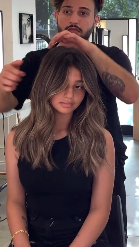 Balayage Hair Color For Morena Skin, Ash Blonde Hair On Indian Skin, Balayage On Indian Girl, Hair Balayage For Indian Skin, Indian Skin Hair Highlights, Ash Grey Hair Color On Indian Skin, Hair Color Ideas For Black Hair Indian, Asian Skin Hair Color Ideas, Ash Blonde Hair Indian Skin