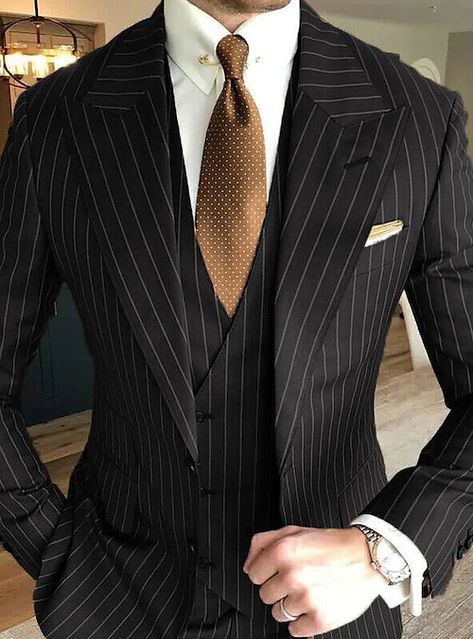 Fitted Pinstripe Wool Suits, Classic Pinstripe Three-piece Suit, Elegant Tailored Pinstripe Three-piece Suit, Luxury Single-breasted Pinstripe Suit, Tailored Pinstripe Single-breasted Suit, Men Costume, Cheap Suits, Costume Noir, Striped Wedding