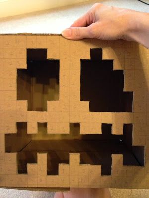 Minecraft Crafts Irl, Minecraft Arts And Crafts, Minecraft Jack O Lantern, Minecraft Cardboard Crafts, Minecraft Room Decor Ideas, Minecraft Giant Pumpkin, Pumpkin Minecraft, Minecraft Art Ideas, Halloween Minecraft Builds Tutorial