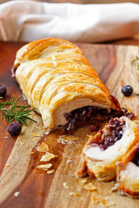 Blueberry Brie, Turkey Wellington, Zucchini Ravioli, Highbush Blueberry, Christmas Meals, Stuffed Turkey, Blueberry Recipes, Seasonal Food, Puff Pastry