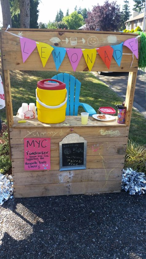 Lemon Aid Stand, Lemon Aid, Diy Lemonade Stand, Diy Lemonade, Random Idea, Lemonade Stand, School Ideas, Lemonade, Projects To Try