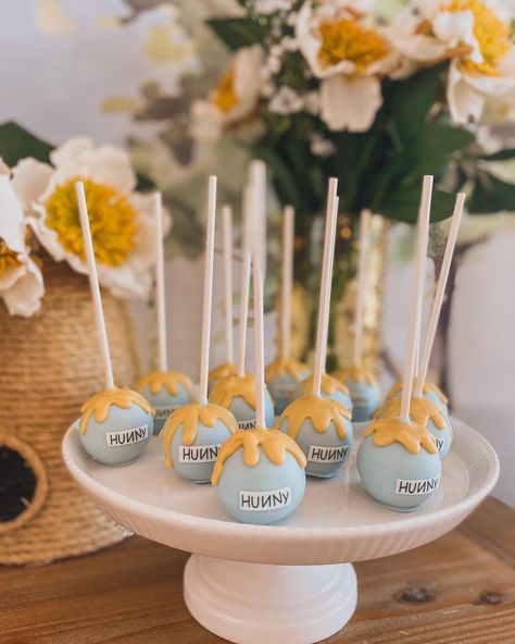 Pooh bear baby shower cake pops Pooh Bear Themed Baby Shower Ideas, Pooh Bear Baby Shower Theme, Winnie The Pooh Dessert Ideas, Whine Pooh Baby Shower Ideas, Winnie The Pooh Baby Shower Themes, Winne The Pooh Baby Shower Themes, Winnie The Pooh Baby Boy Shower Ideas, Baby Pooh Baby Shower Ideas, Baby Boy Winnie The Pooh Shower Ideas