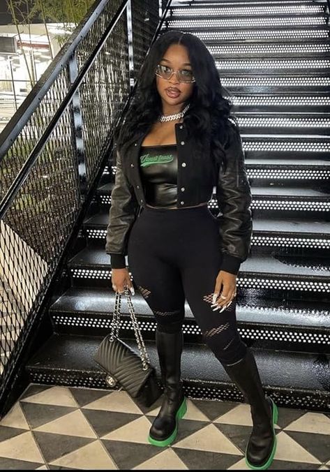 Cute All Black Outfits Black Women, Leather Outfits Black Women, Cute Going Out Outfits Black Women, All Black Outfit Baddie, Baddie Black, Night Out Outfit Clubwear, Concert Outfit Fall, Outfit Clubwear, Girls Dress Outfits