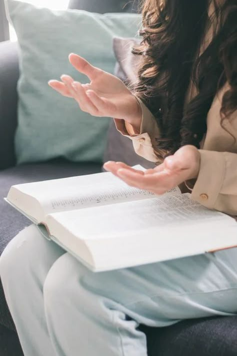 Christian Photography, Psalm 104, Watch And Pray, Brand Archetypes, Ayat Alkitab, Praying To God, Jesus Is Life, Christian Girl, Prayer Board