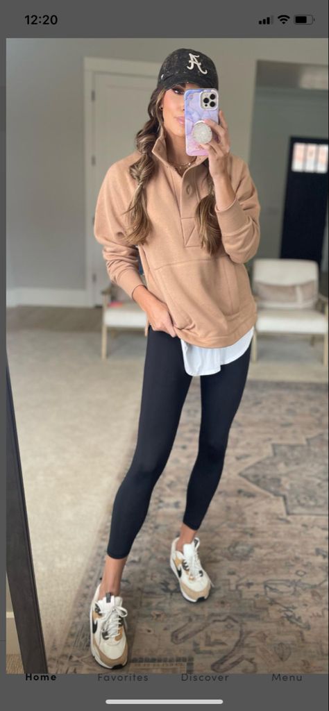 Sporty Mom Outfits, Fall Athleisure, Outfits Leggins, Trendy Outfit Ideas, Fall Outfit Ideas, Trendy Outfit, Athleisure Outfits, Trendy Fall, Sporty Outfits