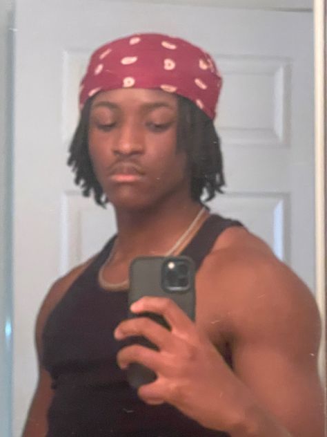 Men’s Bandana Hair, Bandana With Locs, Locs With Bandana, Locs And Bandanas, Dreads Bandana, Bandana With Locs Men, Men’s Head Bandana Style, Short Dreads, Mens Dreads