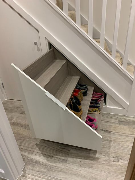 25 Clever and Stylish Under the Stair Shoe Storage Solutions - Curbly Shoe Storage Under Stairs, Under Stairs Storage Ideas, Stairs Storage Ideas, Under Stairs Pantry, Closet Under Stairs, تحت الدرج, Under Stairs Storage, Hallway Shoe Storage, Stairs Renovation