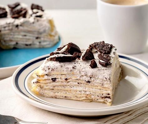 Crepe Cake Recipe, Crepes Filling, Creamy Garlic Sauce, Crepe Cake, Chocolate Chip Ice Cream, Crepe Recipes, Classic Cookies, Cobbler Recipes, Mint Chocolate Chips