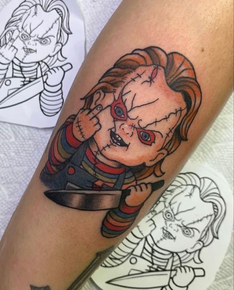 Chucky Doll Tattoo, Chucky Face Tattoo, Chuckie Tattoo, Chucky And Tiffany Tattoo, Chucky Tattoo Ideas, Chucky Tattoo Stencil, Chucky Tattoo Design, Horror Movie Tattoos Ideas, Chucky Tattoos