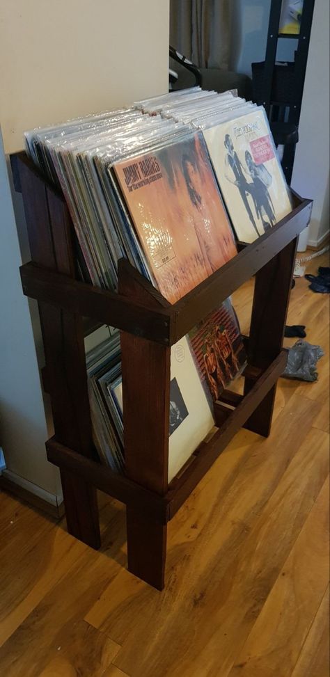 Diy Record Cabinet, Turntable Decor, Vinyl Record Storage Diy, Vinyl Records Diy, Speaker Stands Diy, Vinyl Lp Storage, Records Diy, Vinyl Record Furniture, Vinyl Record Room