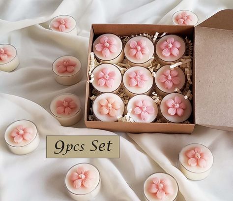 Tealight Packaging Ideas, Candles Packaging Ideas, Tealight Packaging, Tealight Candle Ideas, Candle Gift Box Ideas, Packaging Velas, Candle Packaging Ideas, Decorating With Candles, Colourful Candles