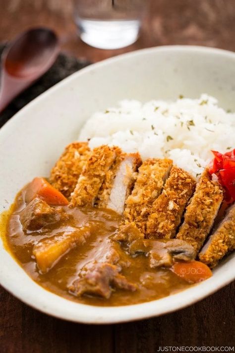 Japanese Curry Recipes, Japanese Katsu Curry, Curry Katsu, Katsu Curry Recipe, Japanese Katsu, Katsu Curry Recipes, Curry Easy, Chicken Katsu Curry, Just One Cookbook