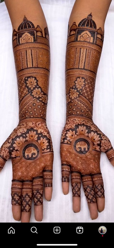 Temple Mehandi Design, House Warming Mehendi Designs, Mehndi Startup, Shanji Art, Art And Craft Ideas Creativity, Marwari Mehndi Design, Round Mehndi Design, Mehandhi Designs, Simple Mehendi