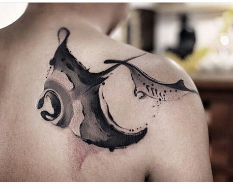 Aquatic Tattoo, Family First Tattoo, Font Tato, Stingray Tattoo, Ray Tattoo, Abstract Tattoo Designs, Kunst Tattoos, Ocean Tattoos, Wolf Tattoos