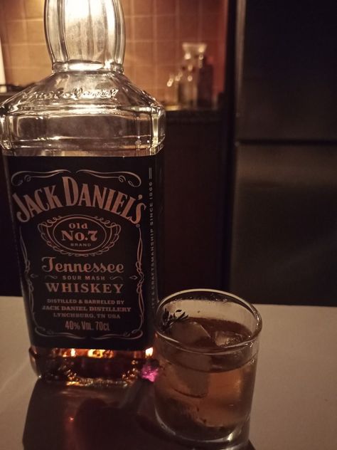 #Whisky #Night Whisky Aesthetic, Whiskey Night, Jayy Von, Whisky Drinks, Jack Daniels Distillery, Spring Night, Spring Nights, Jack Daniel, Jack Daniels