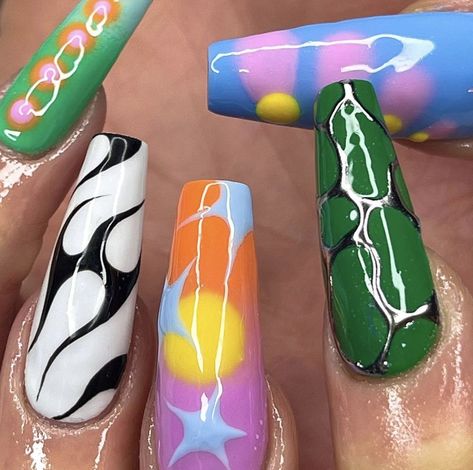 Summer Nails Trendy | Summer Nails 2023 Trendy Summer Nails 2023, Nail Art Designs 2023, Trendy Summer Nails, Summer Nails Ideas, Summer Nails 2023, Nail Design Glitter, New Nail, New Nail Art, Get Nails