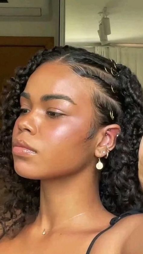 Cute Natural Curly Hairstyles, Mixed Curly Hair, Curly Hair Videos, Cute Curly Hairstyles, Curly Hair Styles Easy, Hair Done, Natural Curls Hairstyles, Hairdos For Curly Hair, Natural Hair Styles Easy