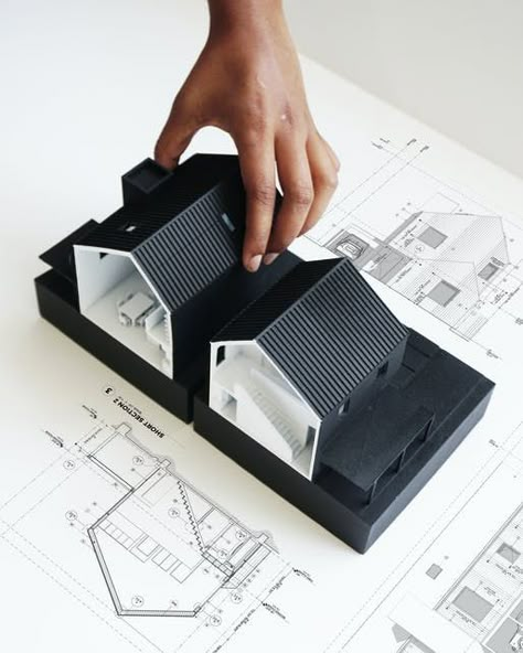 The team at Laney LA blends form, function, and fun with this residential home | News | Archinect Maqquete Architecture, Maquette Architecture, Model Houses, Drukarka 3d, Black Barn, Architectural Model, Arch Model, Architecture Model Making, Architectural Drawing