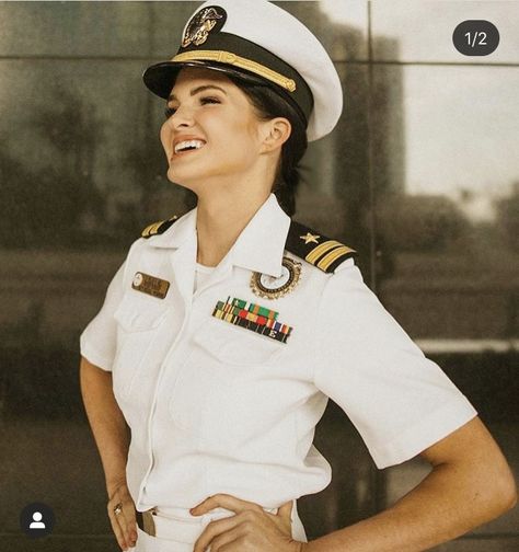 Navy Captain Uniform, Naval Officer, Female Navy Uniform, Us Navy Uniform, Navy Uniform, Navy White Uniform, Female Navy Officer, Us Navy Women, Marine Officer