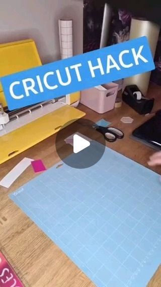 Friends Cricut Ideas, Cricut Projects Videos, Circut Joy Ideas, Free Cricut Projects Beginner, Cricut Projects Beginner Explore Air, Cricut Joy Hacks, Cricut Projects Vinyl Craft Ideas, Circut Designs Ideas, Cricket Projects Craft Ideas