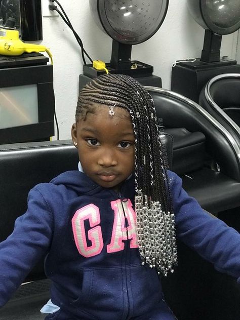 Pinterest: @pulggbratt🤩 Hairstyles For Adults, Different Braided Hairstyles, Braid Hairstyles For Kids, Braids With Shaved Sides, Cabello Afro Natural, Lil Girl Hairstyles, Kid Braid Styles, Hair Afro