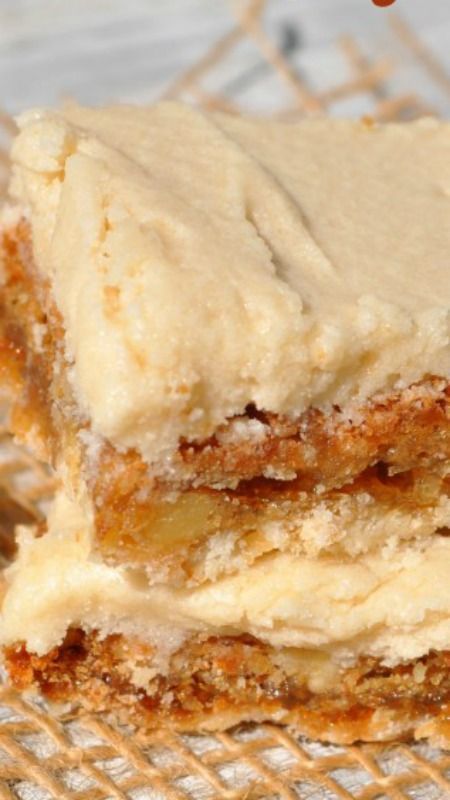 Walnut Squares, Walnut Bars, Grill Dessert, Maple Recipes, Maple Frosting, Cookie Sandwich, The Seasoned Mom, Cookies Bars, Sweet Bar