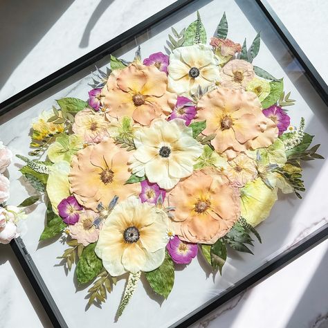 Black frame 20*16 💐 Bridal Bouquet Preservation Ideas, Bouquet Preservation Ideas, Framed Bouquet, Flowers Preservation, Preserved Flowers Bouquet, Bridal Bouquet Preservation, Framed Flowers, Wedding Flower Preservation, Flowers In Resin