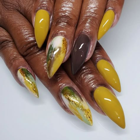 NiCole on Instagram: "Fall nails" Vacation Nails Miami, Fall Nail Designs 2023, Pink Fall Nail Ideas, Fall Dip Nail Designs, Fall October Nails, Fall Stiletto Nails, December Hairstyles, Nail Inspired, Fly Nails