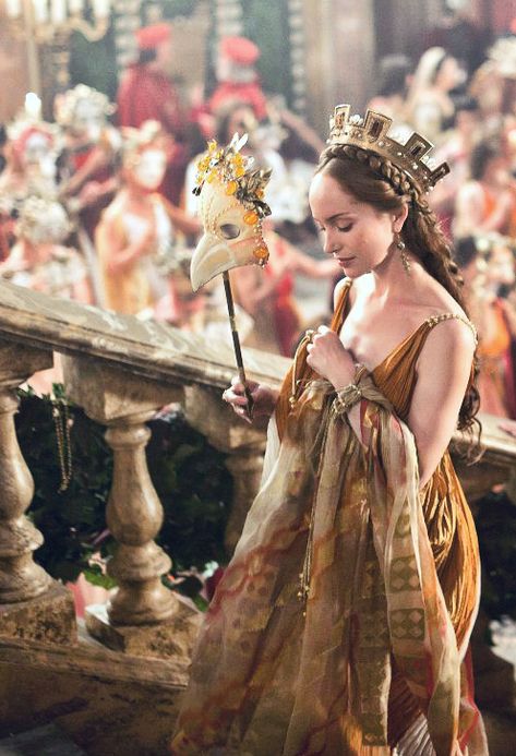 Borgias Costumes, Giulia Farnese, Lotte Verbeek, Medieval Love, Cesare Borgia, Dream Costume, Lucrezia Borgia, The Borgias, Period Clothing