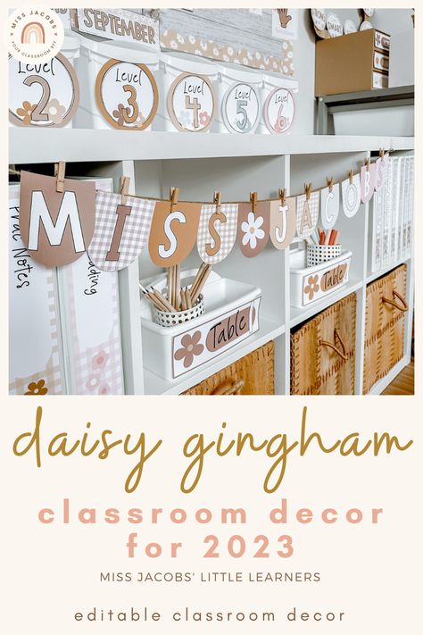 Daisy Gingham Classroom Decor, Southern Classroom Decor, Daisy Gingham Classroom, New Classroom Themes 2023, Class Theme Ideas Classroom, Cottagecore Classroom Theme, Gingham Classroom Decor, Daisy Classroom Decor, Daisy Classroom Theme