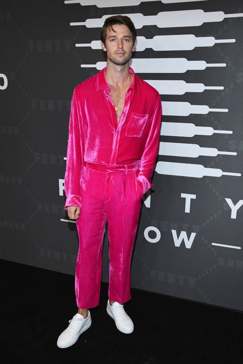 Pulling off double hot pink velvet isn’t easy, but this guy’s got it. Pink And Red Outfit Men, Pink Barbie Outfits Men, All Pink Outfit Men, Pink Clothes For Men, Mens Pink Fashion, Pink For Men Outfit, Man Pink Outfit, Pink Man, Men Wearing Pink Outfit