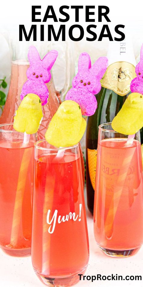 Super cute Easter Coctails! A fruity mimosa with Easter Peeps for garnish. Delicious and simple Easter Cocktails! Easter Cocktails Drinks, Easter Alcoholic Drinks, Easter Mimosa, Easter Brunch Cocktails, Easter Brunch Drinks, Easter Cocktail Recipes, Brunch Cocktail Recipes, Easter Egg Party, Easter Drink