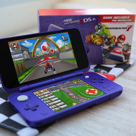 Nintendo Handheld, Video Game Storage, Diy Video Game, Mario Kart 7, 2ds Xl, Nintendo Store, Portable Console, Nintendo Console, Nintendo Ds Games