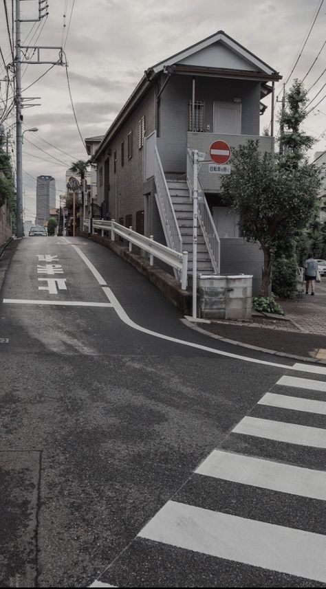 Background Places For Editing, Y2k Background, Japan Architecture, Japan Street, Japan Aesthetic, Aesthetic Japan, Gray Aesthetic, Instagram Ideas Photography, Japanese Aesthetic