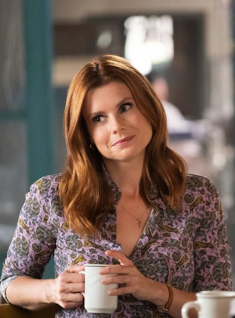 Joanna Garcia, Sweet Magnolias, Sweet Magnolia, Popular Shows, Trendy Hairstyles, Magnolia, Braided Hairstyles, To Play, Short Hair Styles