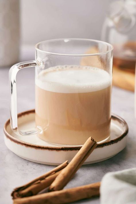 The BEST Copycat Starbucks Chai Tea Latte Recipe (Made In 5 Minutes) Starbucks Cafe Mocha Recipe, Starbucks Chai Tea Latte Recipe, Cafe Mocha Recipe, Starbucks Chai Tea, Chai Latte Starbucks, Starbucks Chai, Chai Tea Latte Starbucks, Chai Tea Latte Recipe, Iced Chai Tea