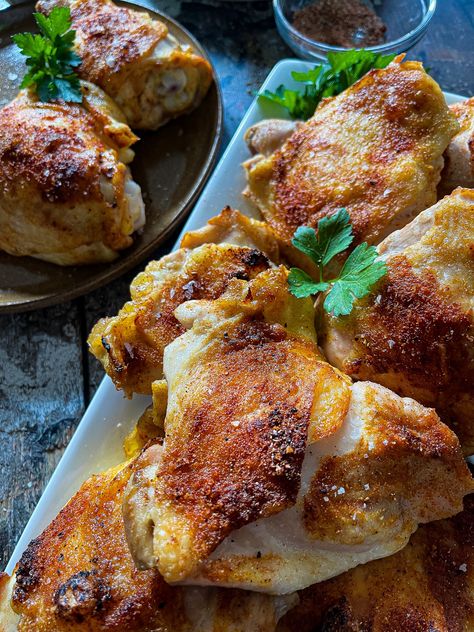 Roasted Chicken Thighs Roasted Chicken Thigh Recipes, Roasted Chicken Thighs Bone In, Chicken Thigh Bake, Roast Chicken Thigh Recipes, Cast Iron Roasted Chicken, Roast Chicken Thighs, Best Chicken Dishes, Quick Family Dinners, Roasted Chicken Thighs