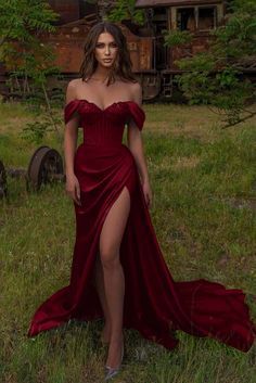 Off The Shoulder Vintage Dress, Burgundy Princess Dress, Satin Red Prom Dress, Prom Dresses For Hourglass Shape, Dark Red Sparkly Prom Dress, Dark Red Corset Dress, Red Prom Dress Silk, Red Prom Dress With Corset, Off Shoulder Gown Prom