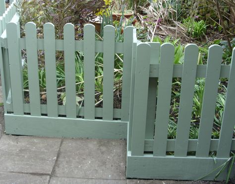 Planed round topped pickets with a retaining gravel board in Cuprinol shades - Willow Green Fence Paint, Cuprinol Willow, Terrace Fence, Garden Fence Paint, Mum Garden, Fence Colours, Arabic Restaurant, Small Garden Fence, Palisade Fence