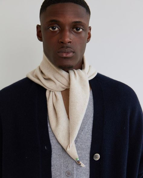 extreme cashmere on Instagram: “Tonny wearing the BANDANA in latte over the TOKIO in navy and the TRADI in grey” Clear Aesthetic, Extreme Cashmere, Baby Shampoo, Sustainable Brand, Triangle Shape, Perfectly Imperfect, Winter Sale, Wash Bags, Head Scarf