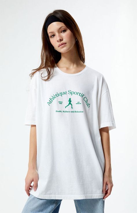 Athletique Sportif Club Oversized T-Shirt Sports Tshirt Designs, Women's Graphic Tees, Graphic Trends, Comfy Sweatpants, Paris T Shirt, Athletic Style, Club Shirts, Athletic Fashion, Sports Design