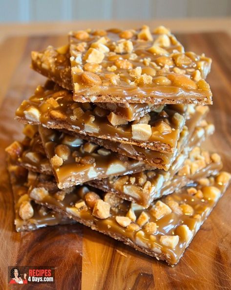 Graham Cracker Toffee Bars Graham Cracker Toffee Bars, Glazed Pound Cake, Cracker Toffee Bars, Graham Cracker Bars, Graham Cracker Toffee, Holiday Candy Recipes, Toffee Bark, Cracker Candy, Cracker Toffee