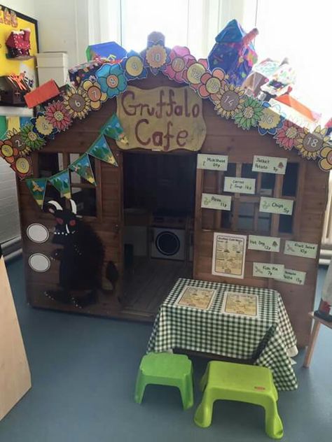 Gruffalo cafe Gruffalo Cafe Role Play, Gruffalo Activities Eyfs, Gruffalo Eyfs, Gruffalo Activities, Winter Animal Crafts, Reception Classroom, Fun Lesson Plans, Gruffalo's Child, Reception Class