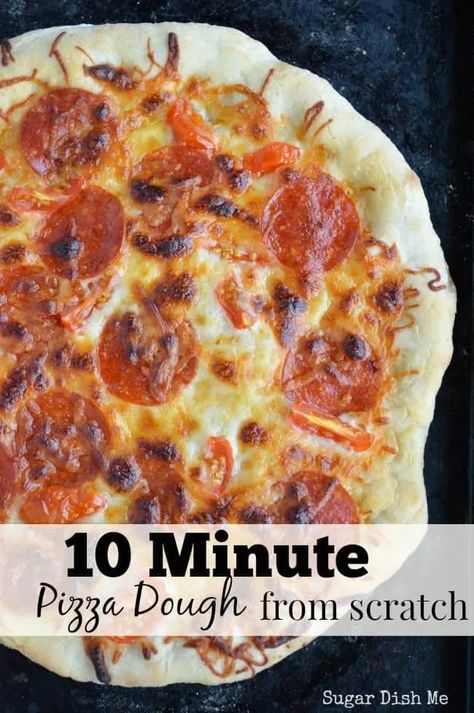 Quick Pizza Dough, Pizza Dough From Scratch, Zone Recipes, Quick Pizza, Pizza Roll, Food Factory, Pizza Recipes Dough, Pizza Hut, Pizza Party